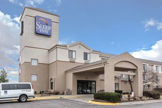 Sleep Inn Kansas City International Airport,May>>Kansas City,3 star