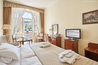 hotel romance
