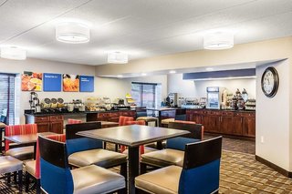 comfort inn grand rapids airport