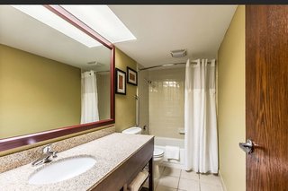 Comfort Inn Grand Rapids Airport,Kentwood>>Grand Rapids,3 star