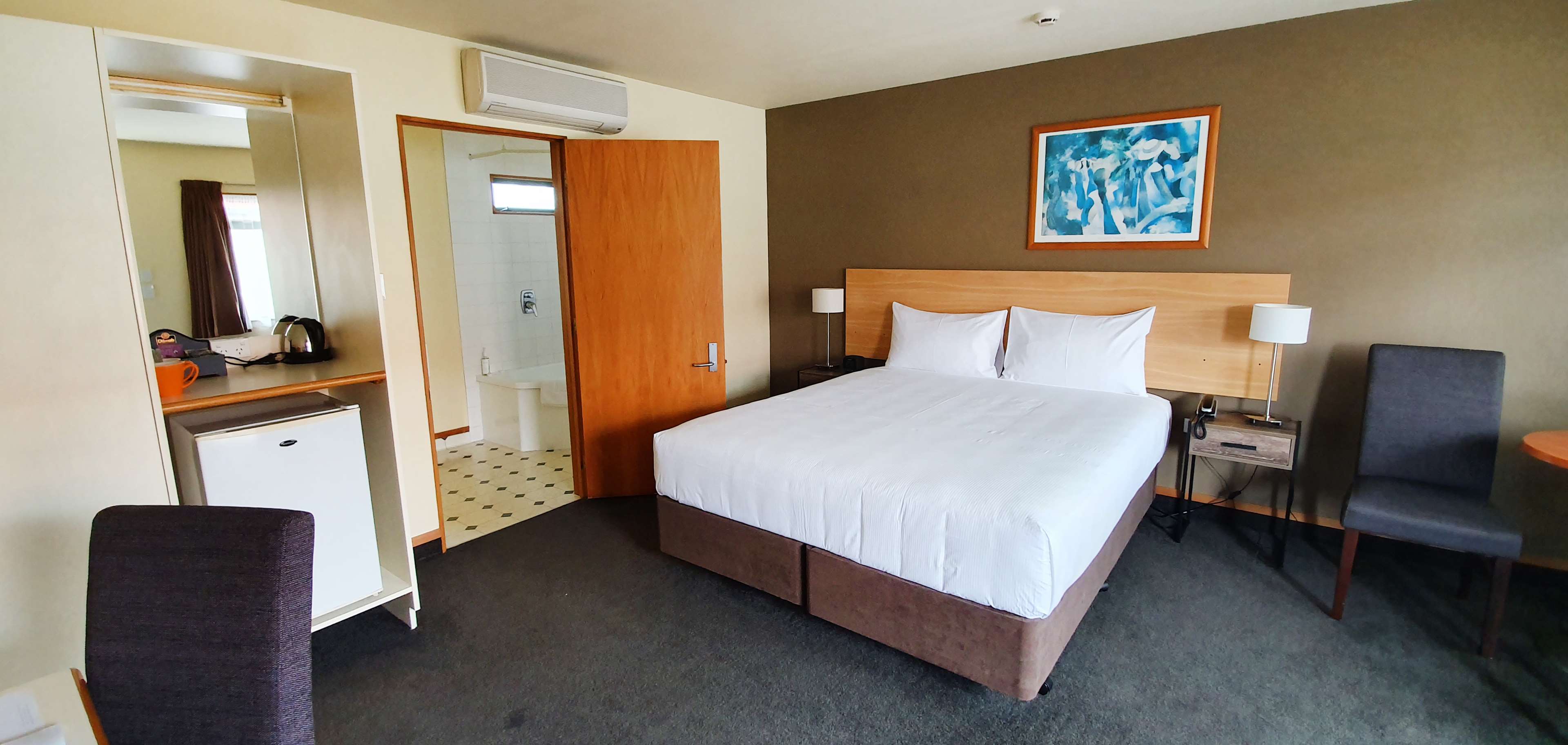 jetpark hotel hamilton airport