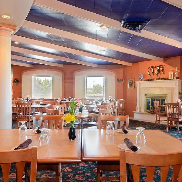 magnuson grand pioneer inn and suites