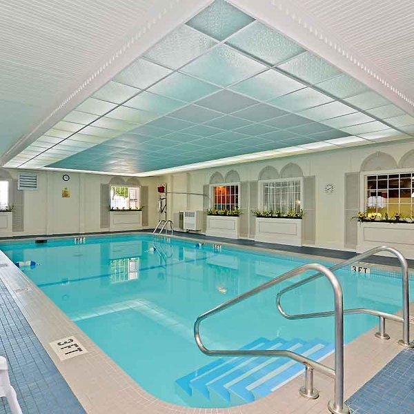 magnuson grand pioneer inn and suites