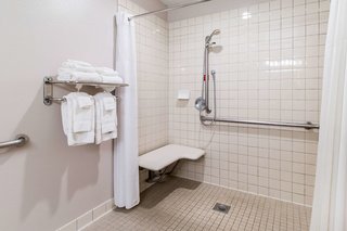 ramada bayside inn and suites eureka