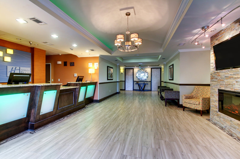 holiday inn express hotel and suites live oak by ihg