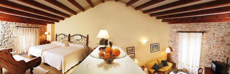 cas comte suites and spa adults only