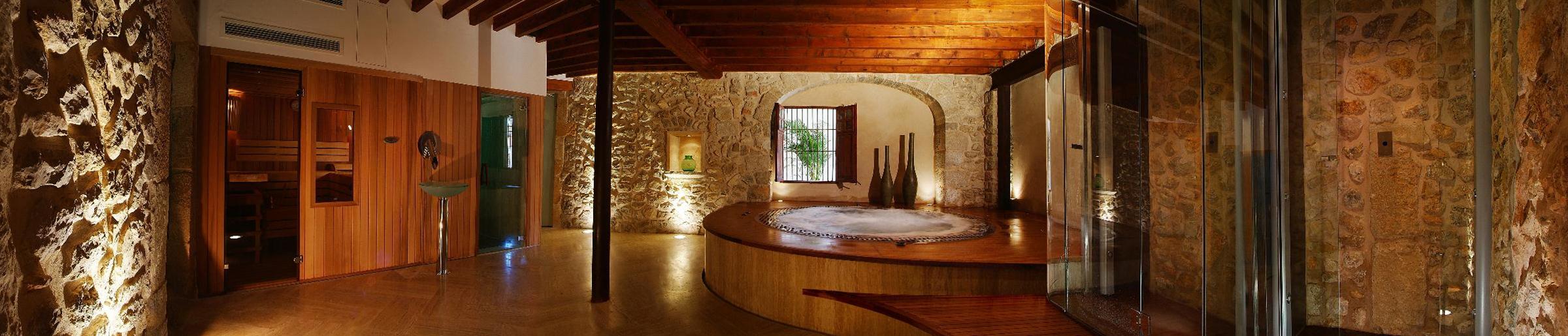 cas comte suites and spa adults only