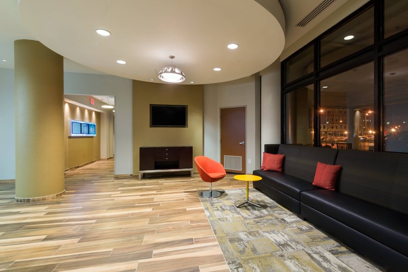 springhill suites by marriott louisville downtown