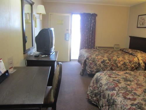 Super 8 By Wyndham Lubbock Civic Center North,Texas>>Lubbock,2 star