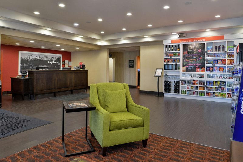 hampton inn idaho falls airport