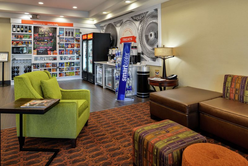 hampton inn idaho falls airport