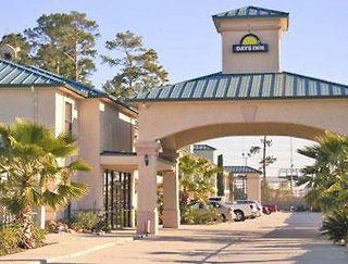 days inn and suites by wyndham houston north spring