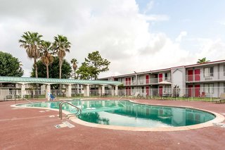 motel 6 houston tx east