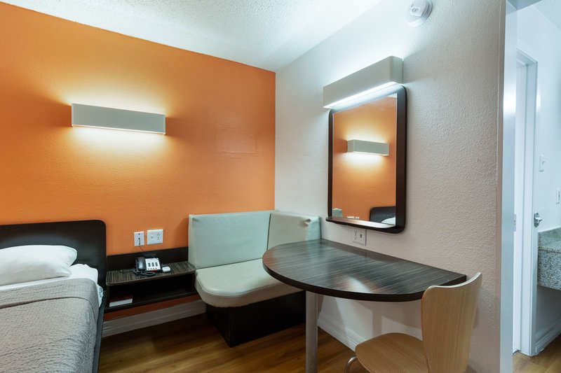 motel 6 houston tx east