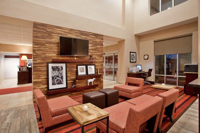 hampton inn and suites omaha southwest la vista