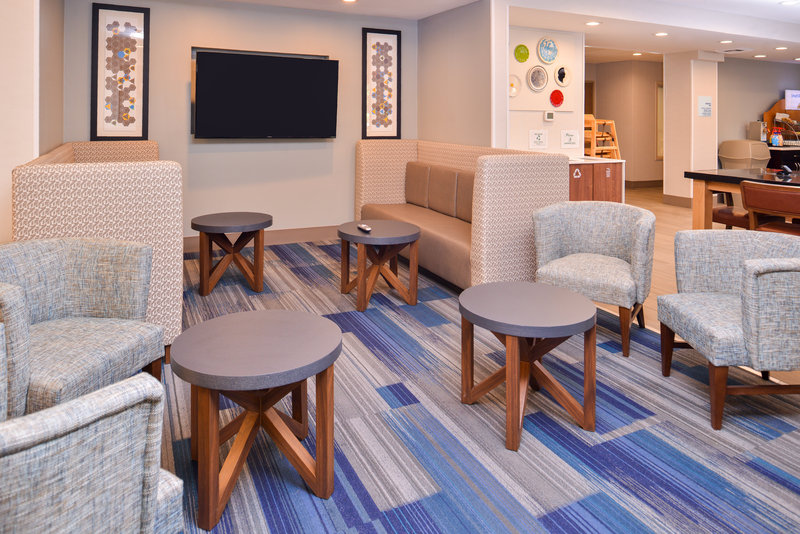 holiday inn express and suites lacey