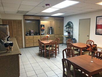 Fairbridge Inn & Suites Lewiston,Lewiston>>Clarkston,2 star