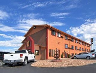 Super 8 By Wyndham Kansas City At Barry Road/Airport,Kansas City International Airport>>Kansas City,2 star