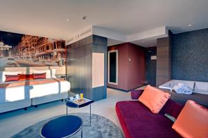 Hotel Indigo Madrid - Gran Via By Ihg,Madrid Centro>>Las Rozas De Madrid,4 star