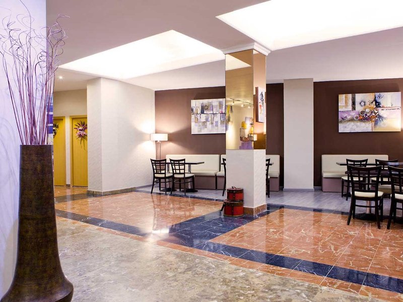 hotel puerta de toledo