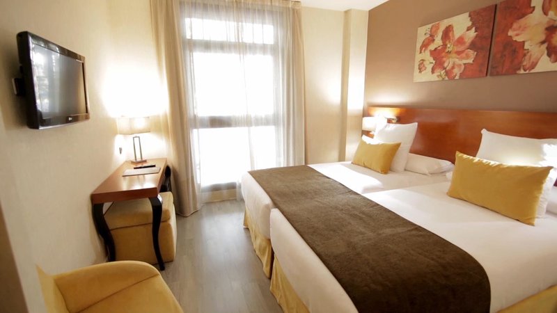 hotel puerta de toledo