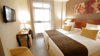 hotel puerta de toledo