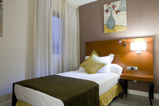 hotel puerta de toledo