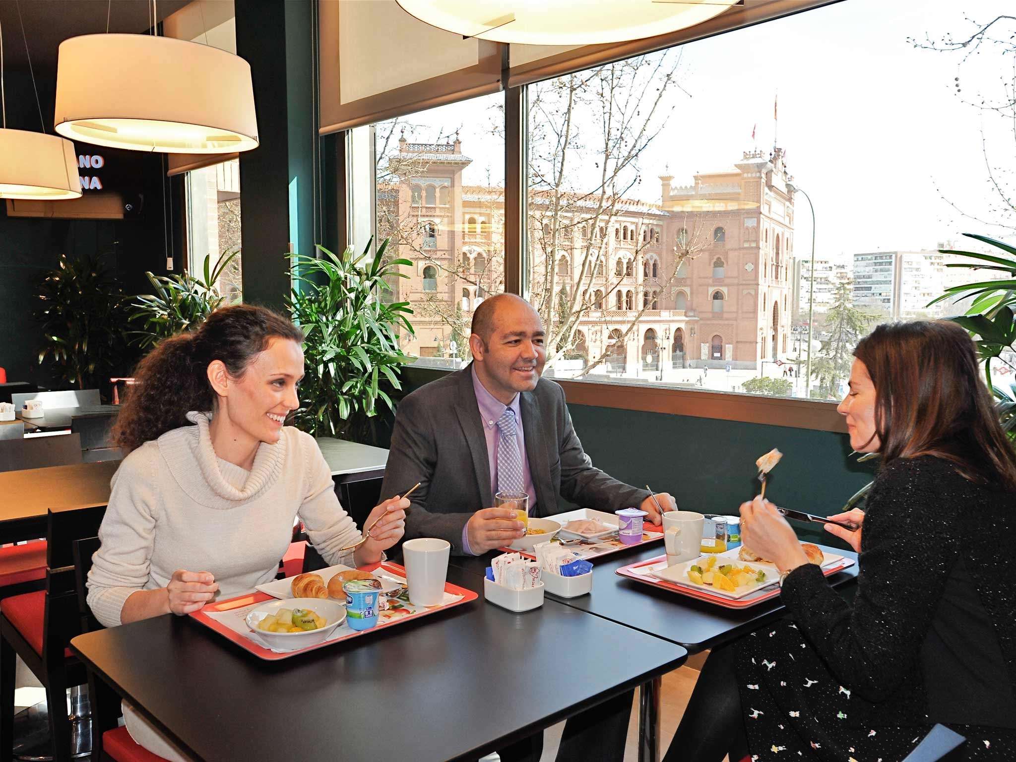 ibis madrid centro las ventas