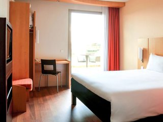 ibis madrid centro las ventas