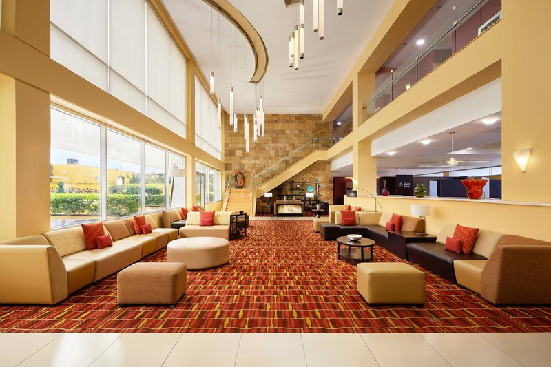courtyard by marriott leon at the poliforum