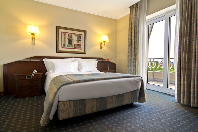 sana rex hotel