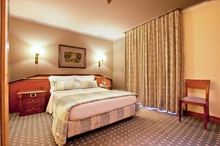 sana rex hotel