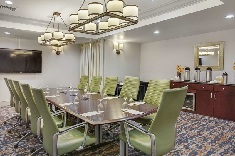 doubletree by hilton little rock