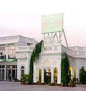 Hotel Deep Palace,Hussainganj,4 star