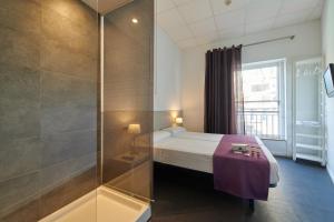 hostal mayerling centro