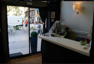 hostal mayerling centro