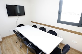 travelodge madrid metropolitano