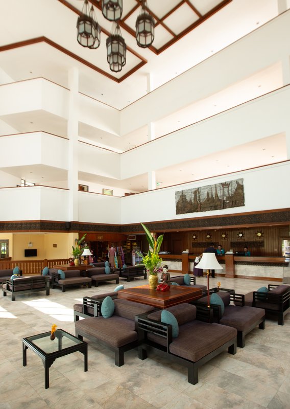 centara life hotel mae sot