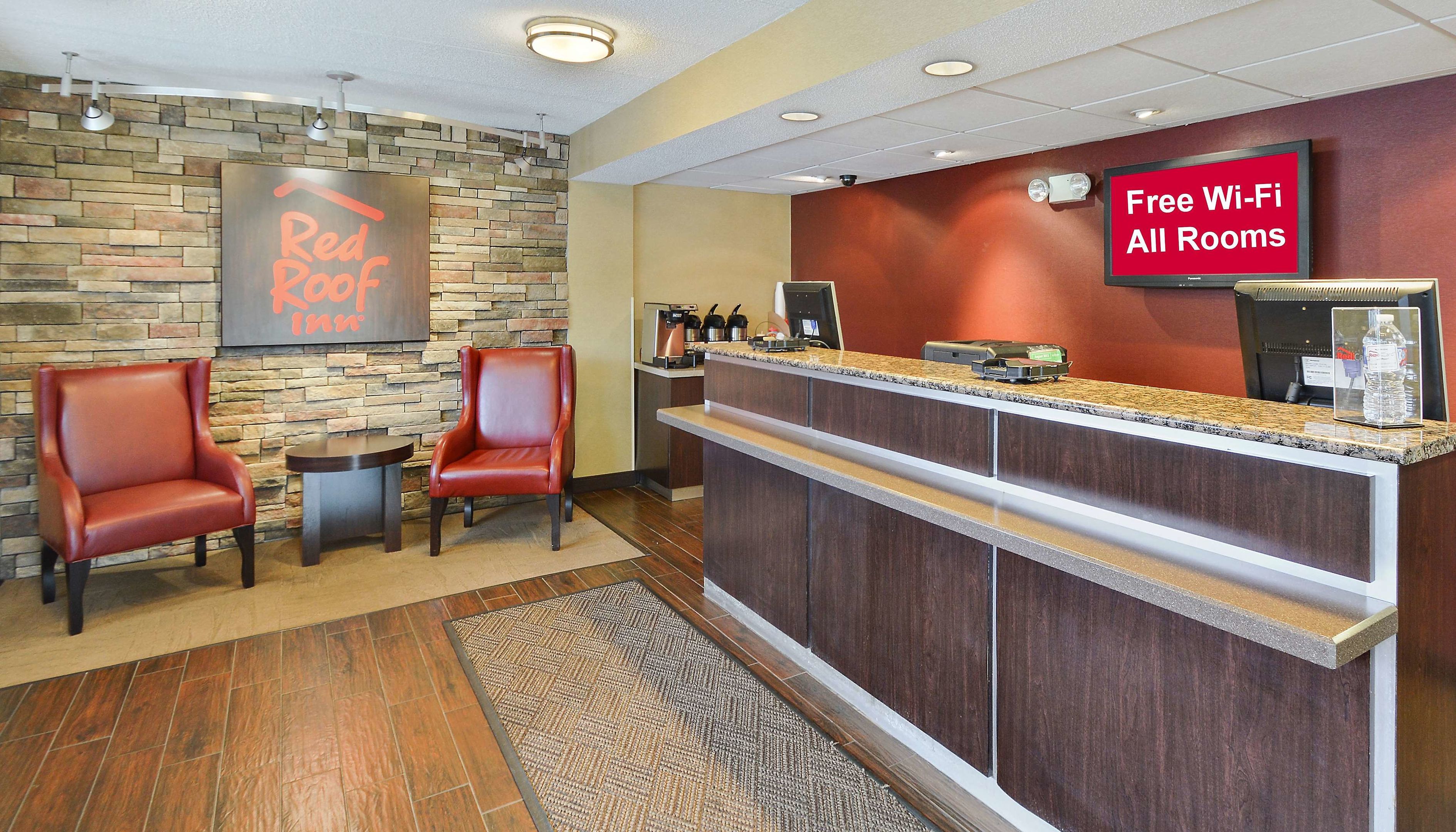 red roof inn huntington
