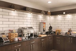 country inn and suites by radisson indianapolis east