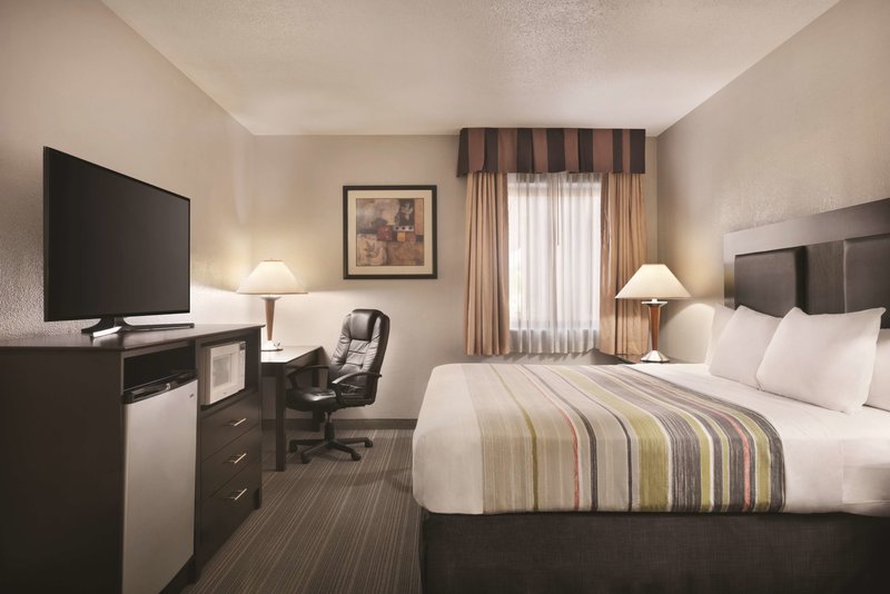 country inn and suites by radisson indianapolis east