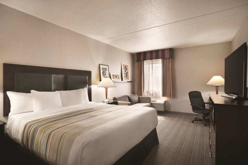 country inn and suites by radisson indianapolis east