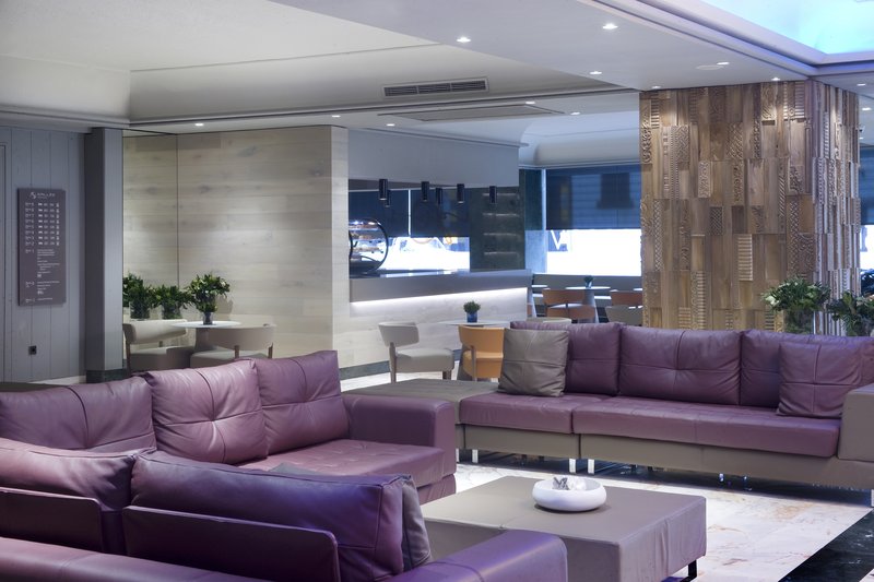 salles hotel pere iv