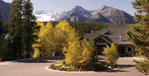 lake louise inn