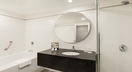 wyndham costa del sol lima airport