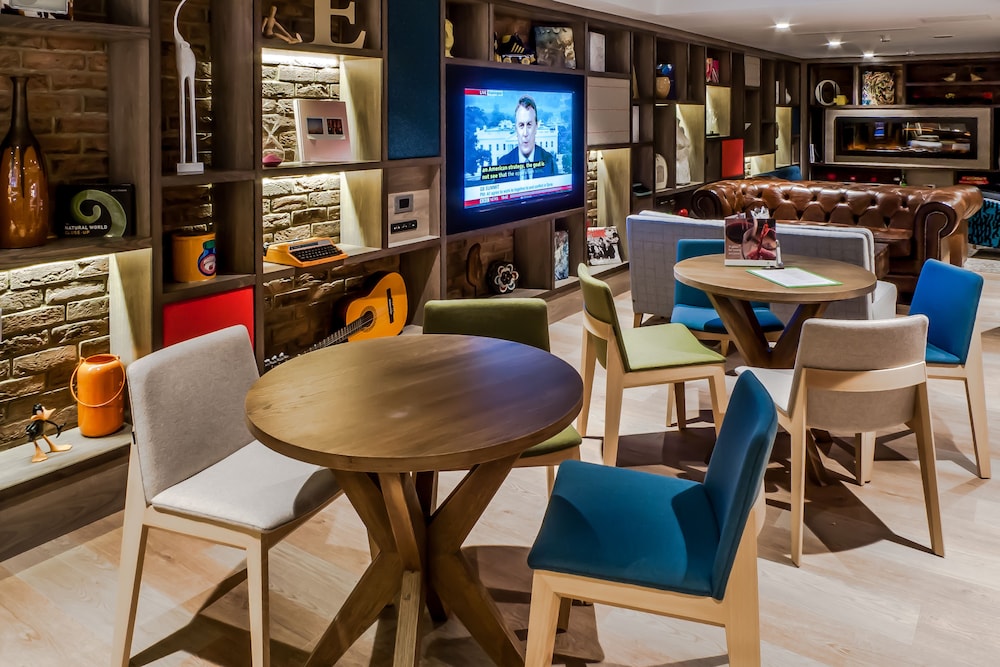 holiday inn london camden lock by ihg