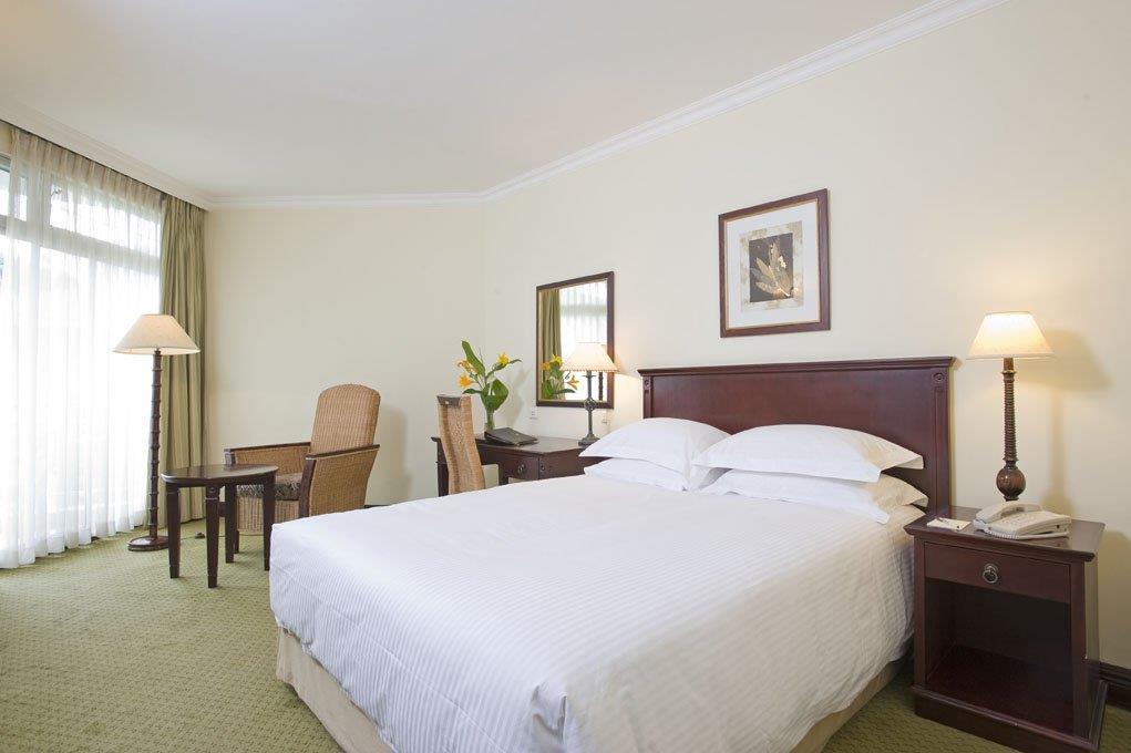 lake kivu serena hotel