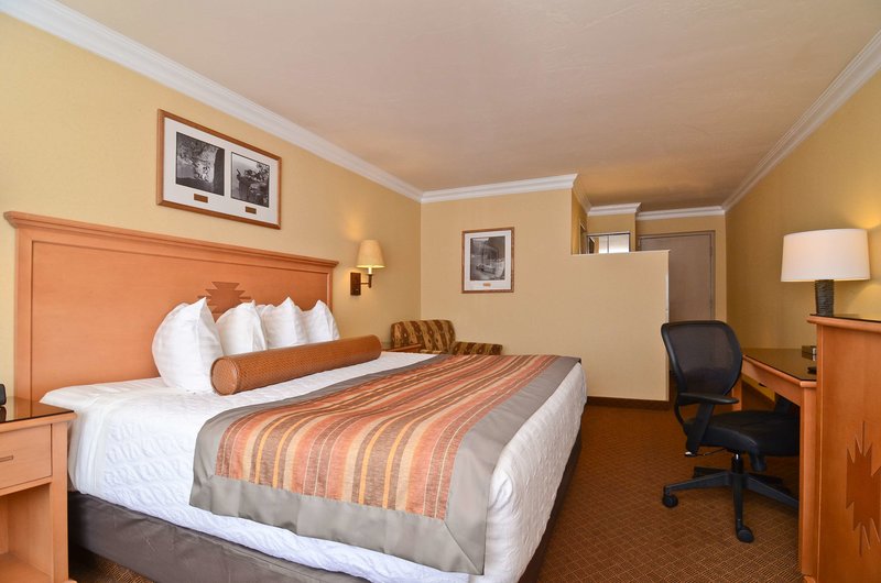 squire resort at the grand canyon bw signature collection