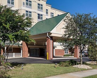 Comfort Inn & Suites Virginia Beach - Norfolk Airport,Norfolk - Virginia Beach>>Norfolk,3 star