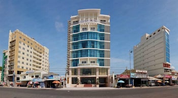 romeliess hotel